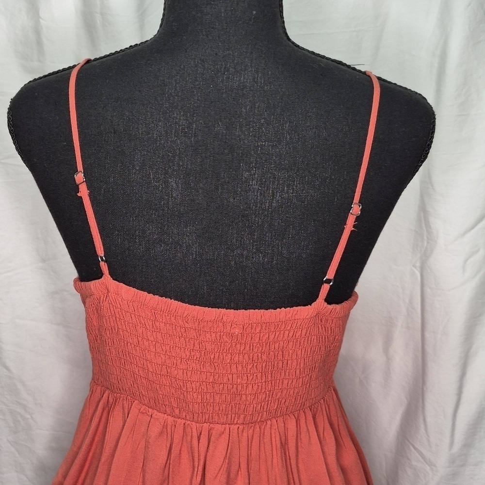 Love In A Hanger Embroidered Coral Strappy Blouse Size S Beautiful Detailing - Picture 9 of 11